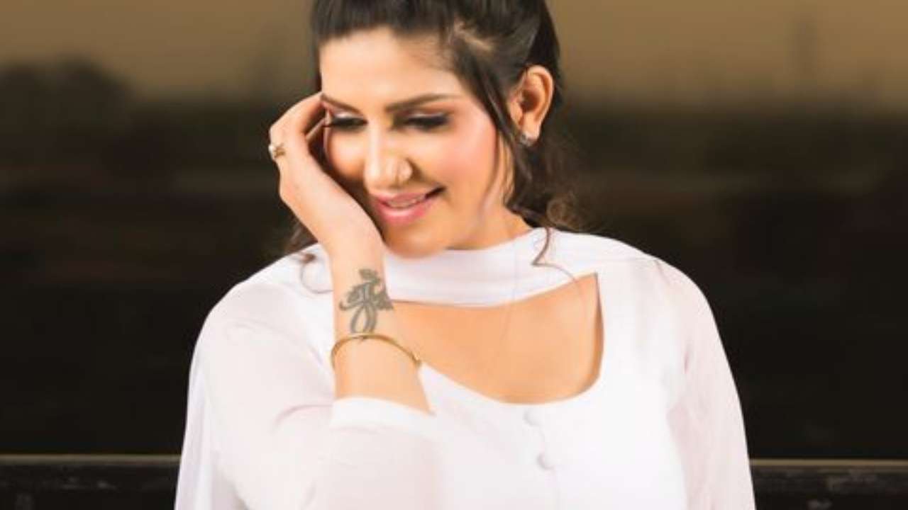 1280px x 720px - Sapna Chaudhary shares first picture with her baby boy