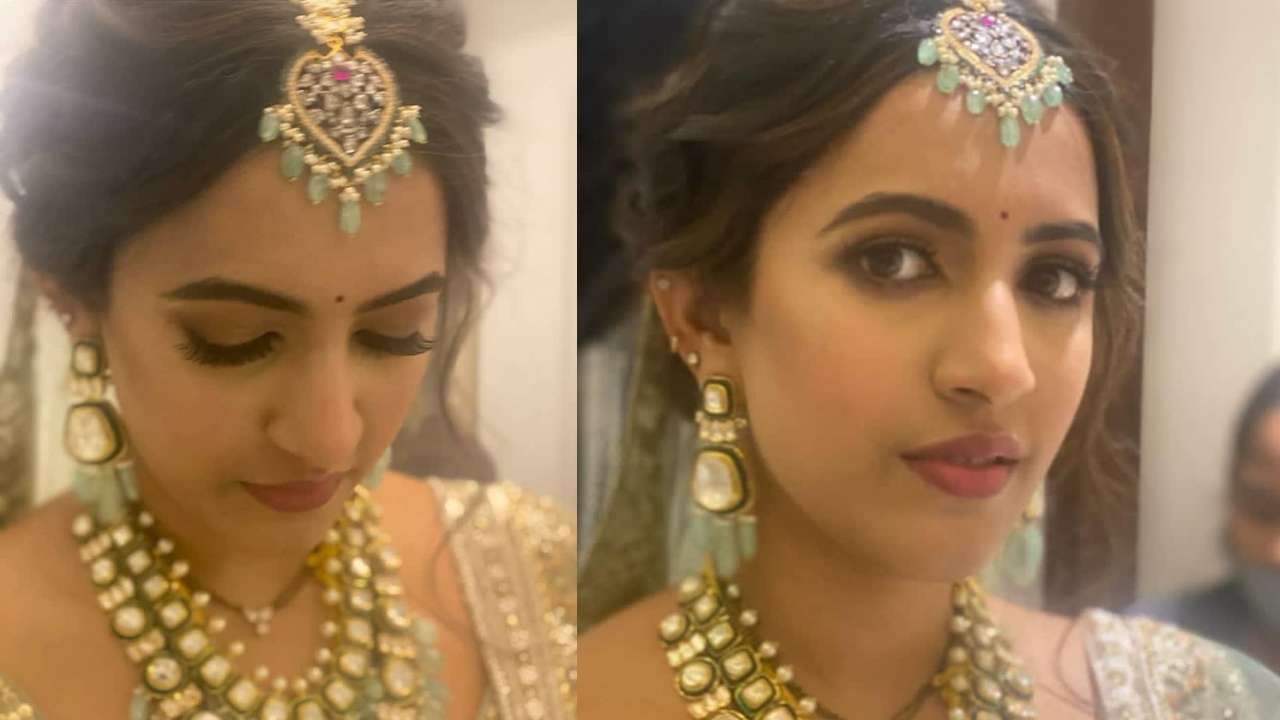 Niharika's make-up