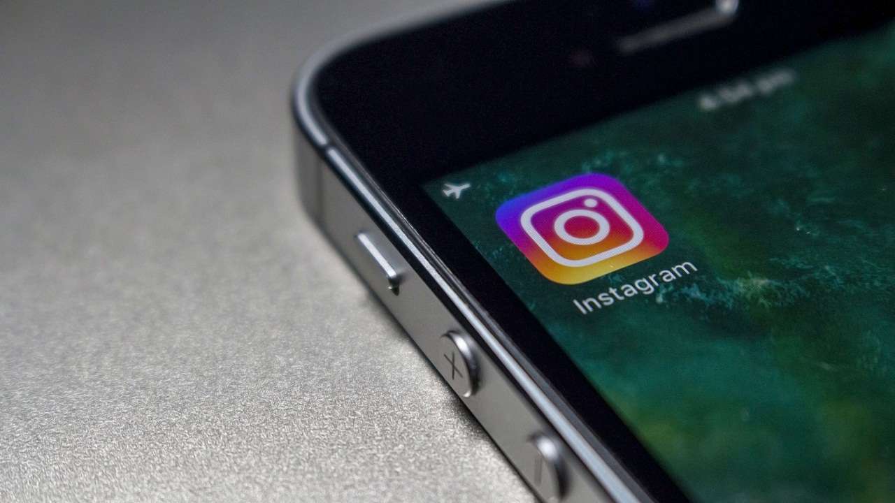 Instagram Down App Crashes For Several Android Users Across The World Of all the days of the week, us viewers spent the most time watching. app crashes for several android users