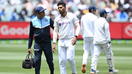 Umesh Yadav taken for scans after complaining of pain in his calf
