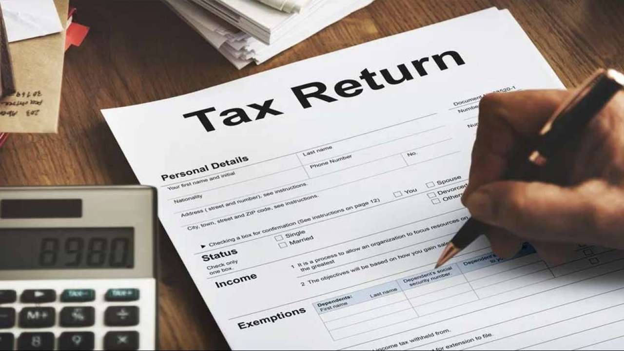 Tax Return What is the penalty for late filing of ITR? All you