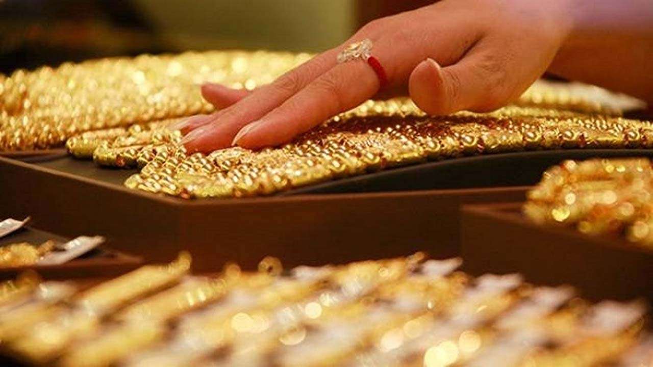 Gold prices up at Rs 49,675 per 10 gram on last trading day of 2020, details here