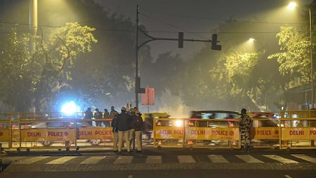 New Delhi streets barricaded on New Year's Eve