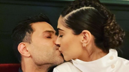 Sonam Kapoor kisses Anand Ahuja