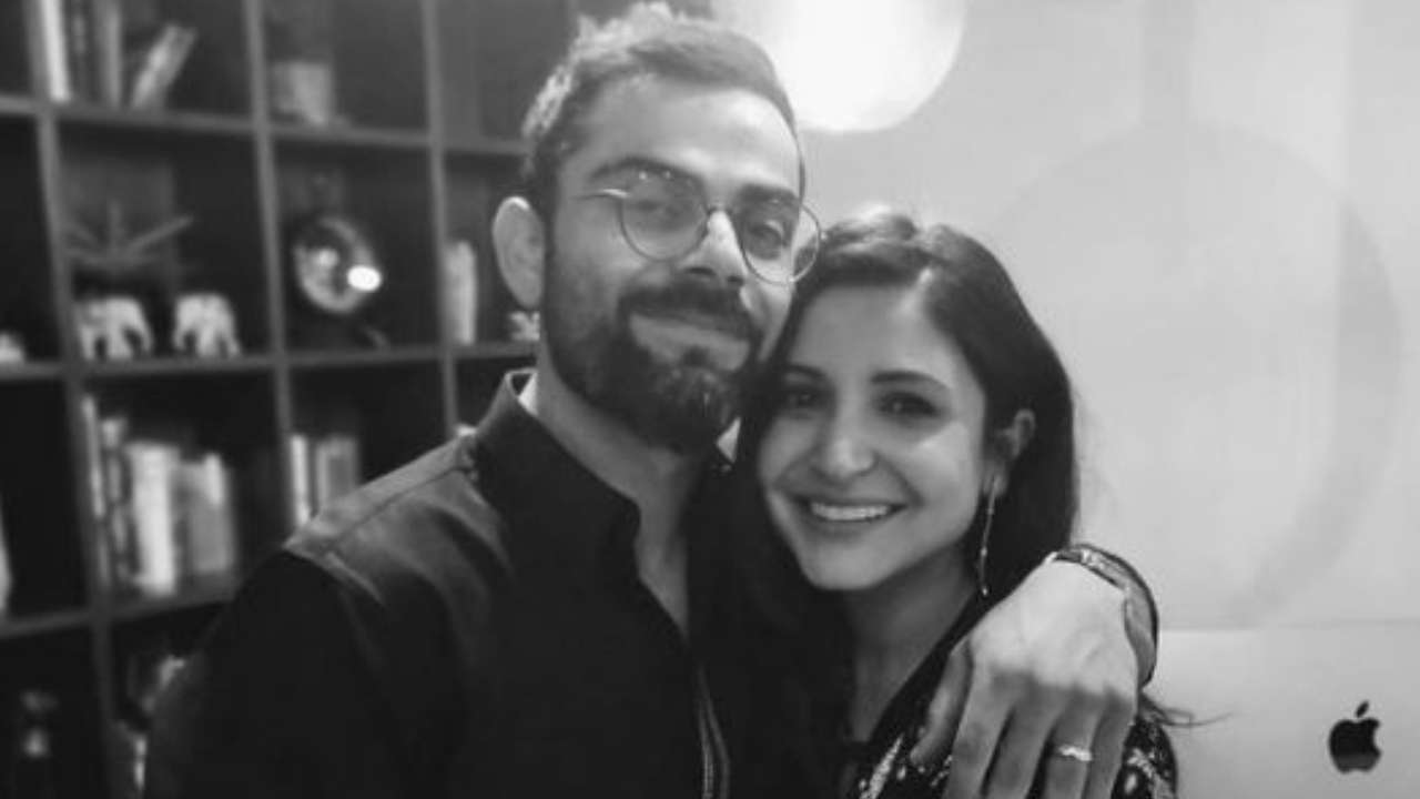 In Pics Pregnant Anushka Sharma Breaks Internet With Monochrome Photos Featuring Virat Kohli Virat kohli and anushka sharma welcomed their first child. in pics pregnant anushka sharma breaks