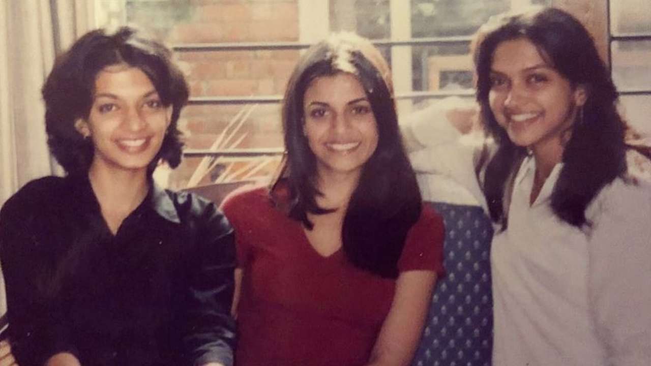 Deepika Padukone S Best Friend Shares Their Throwback Photo From Teenage Actor Comments