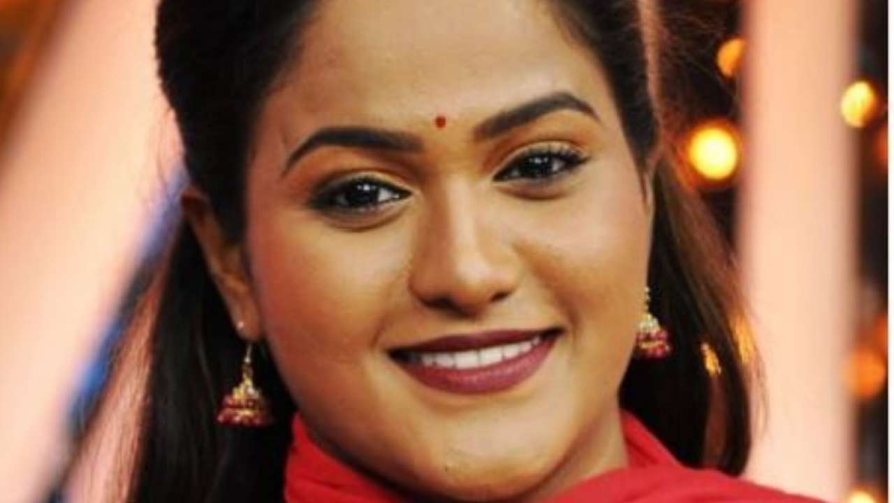 Roja Xnx Fuck Videos - Vanita Kharat opens up on posing nude for calendar shoot, says 'this is the  form we're born in, what's vulgar about it?'