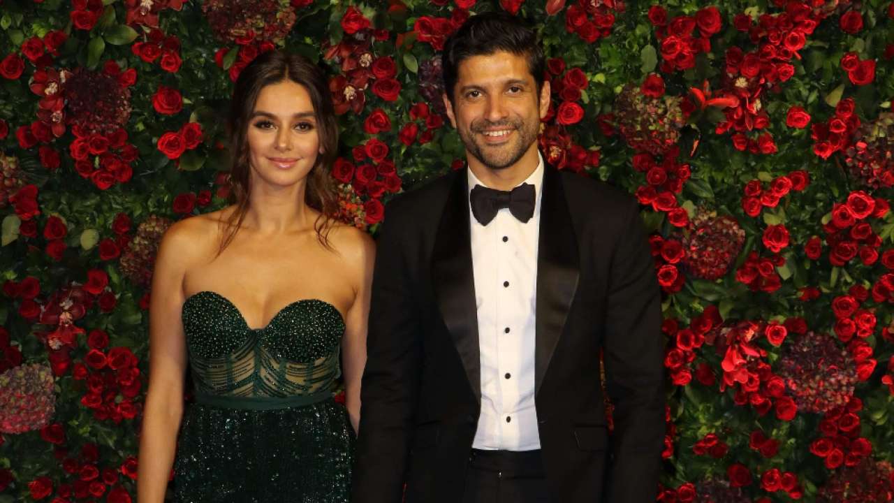 Farhan Akhatar-Shibani Dandekar's first public appearance together