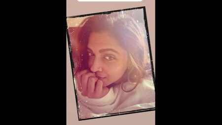 Deepika Padukone shares a no makeup selfie while kickstarting 'Post Photo Of' session on her Instagram page