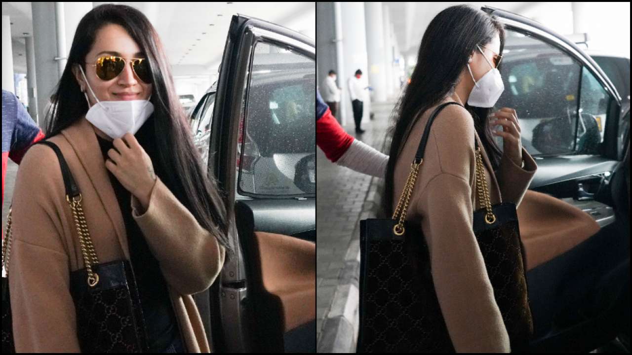 Photos: Trisha Krishnan and Samantha Akkineni turn heads at Hyderabad  airport