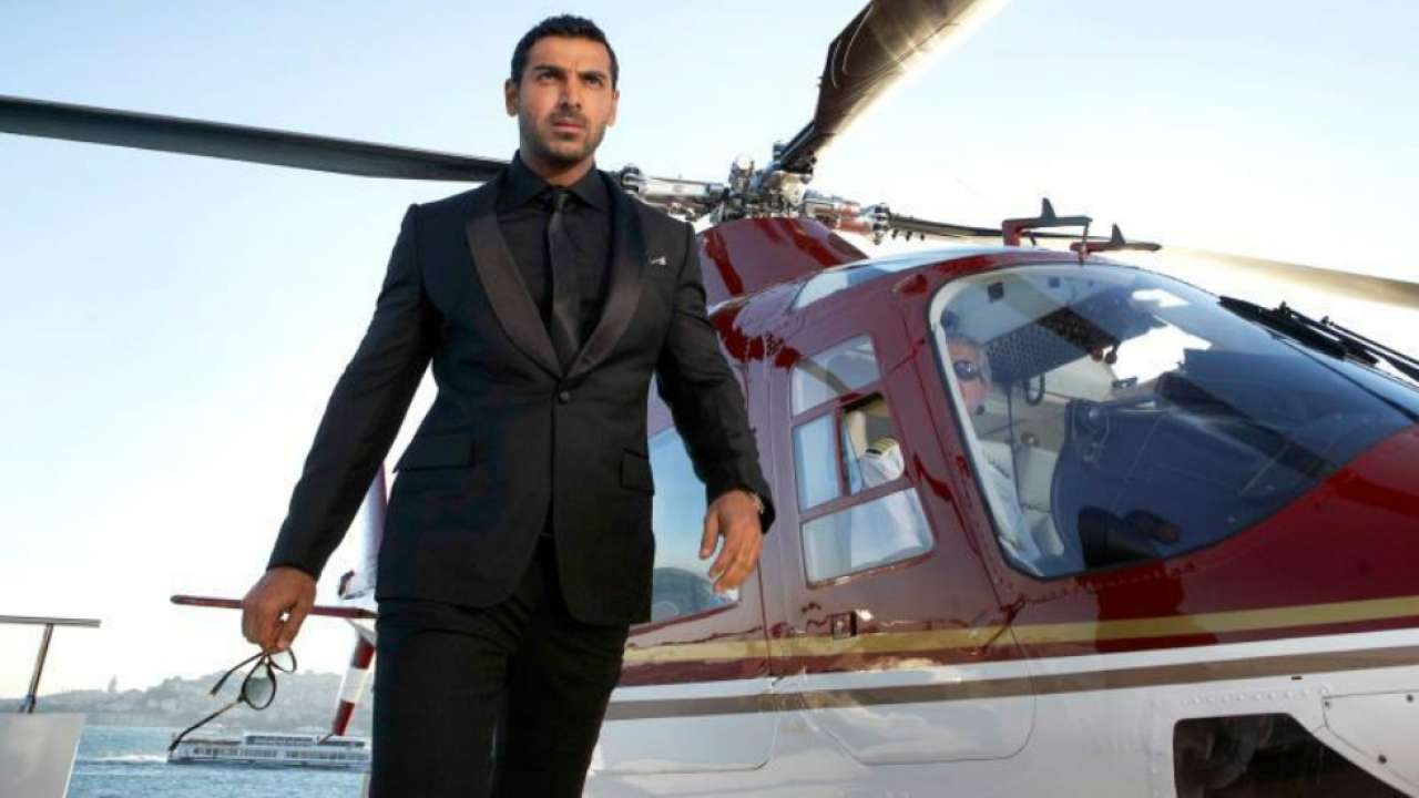 john abraham race 2 fight