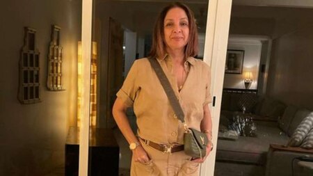 Neena Gupta expresses her desire to work as a cop with stylish photo