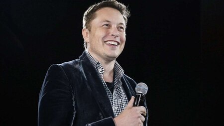 Musk has citizenship of 3 countries