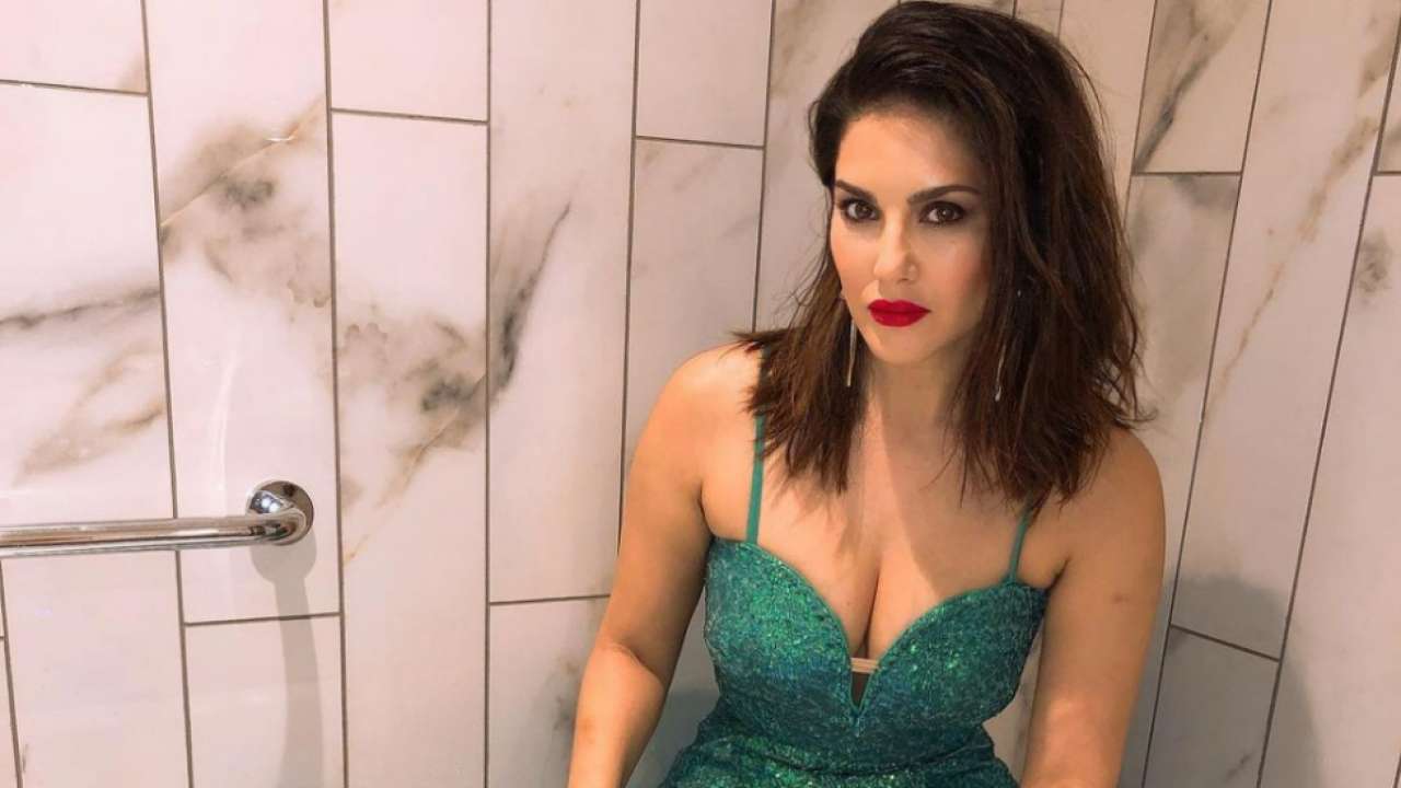 Sunny Leone Singapore Sex Videos - Sunny Leone reveals having 'separation anxiety' while leaving her children  for work