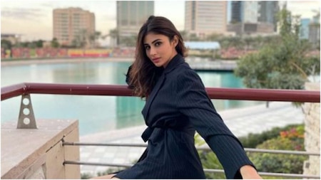 Mouni Roy's photos from her Dubai vacation are unmissable