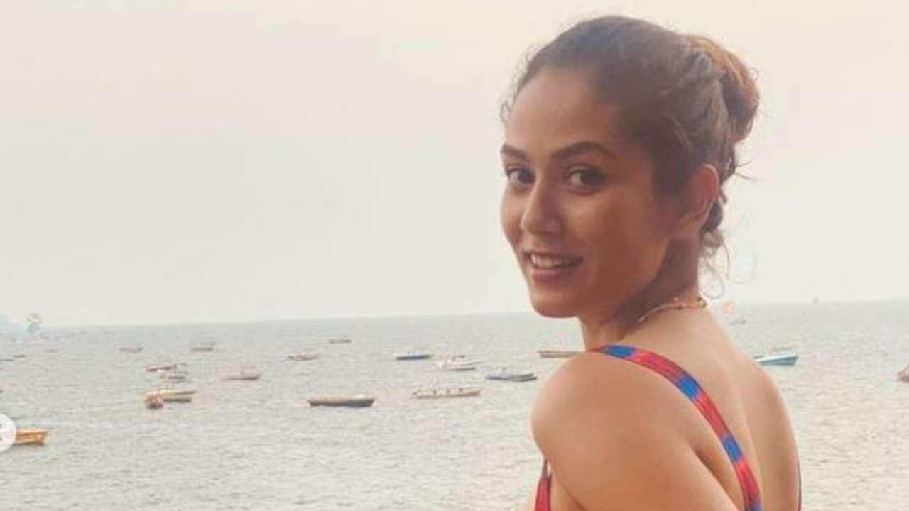 Mira Rajput's casual beach look