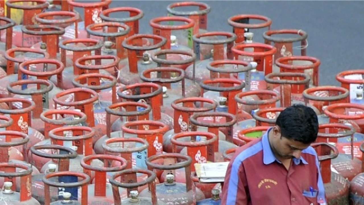 Cylinder prices likely to change on Feb 1