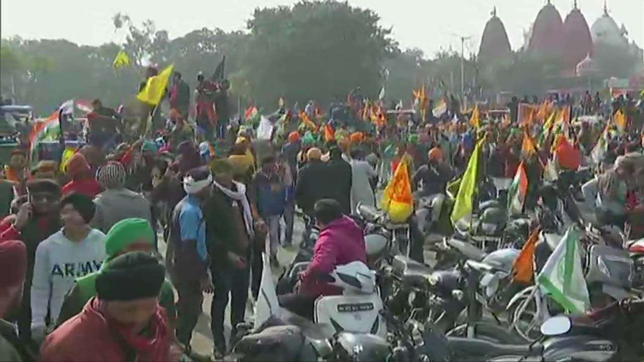 Chaos on Republic Day in Delhi