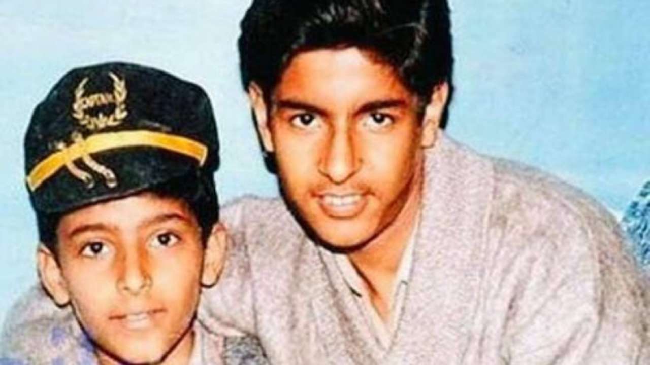 Kapil Sharma shares a throwback photo from 28 years ago with his brother