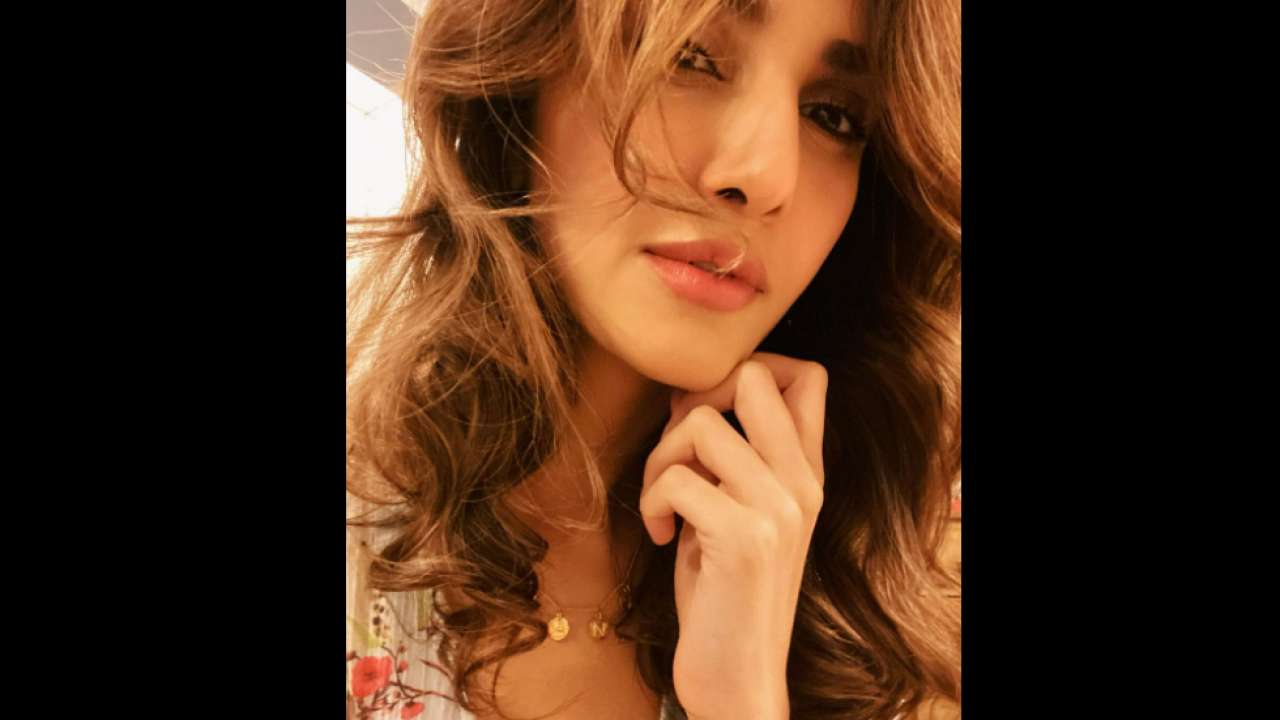 Vaani Kapoor wipes away Monday blues