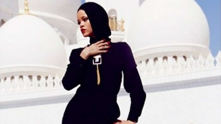 Rihanna's photoshoot at Abu Dhabi's Grand Mosque