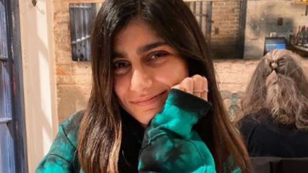 Miya Khlifa Xnx - Who is Mia Khalifa? The former adult star extending support to farmers'  protest in India