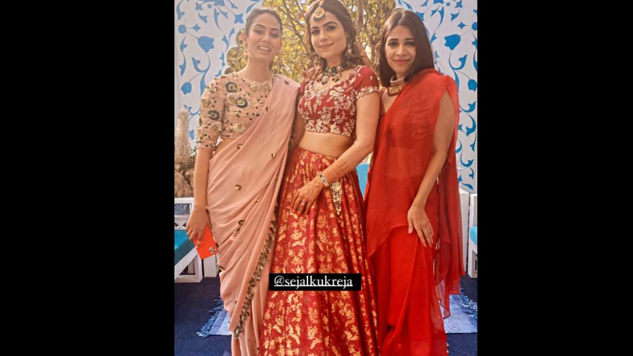 In Pics Mira Rajput Looks Gorgeous As Bridesmaid At Best Friend S Wedding In Udaipur