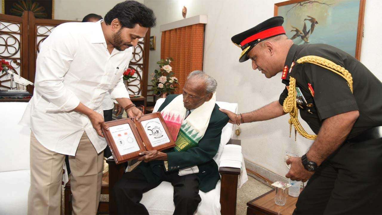 In Pics: 1971 War Veterans Honoured By Indian Army In Tirupat As Part ...