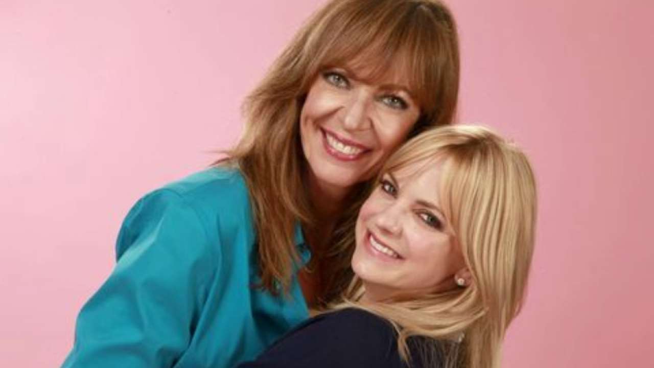 Allison Janney starrer 'Mom' to end with season 8, one year after Anna Farris' exit