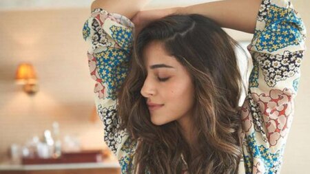 Ananya Panday shares sultry photo in pyjama set