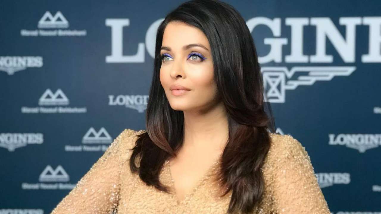 Ashwara Ray Ind Acktr Xxx - As photos of Aishwarya Rai Bachchan's lookalike Aamna Imran breaks  internet, meet more doppelgangers of actor