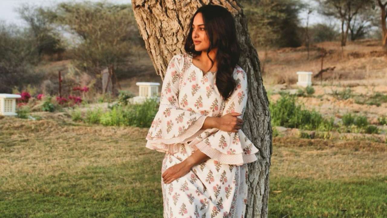 Sonakshi Sinha looks simply the best