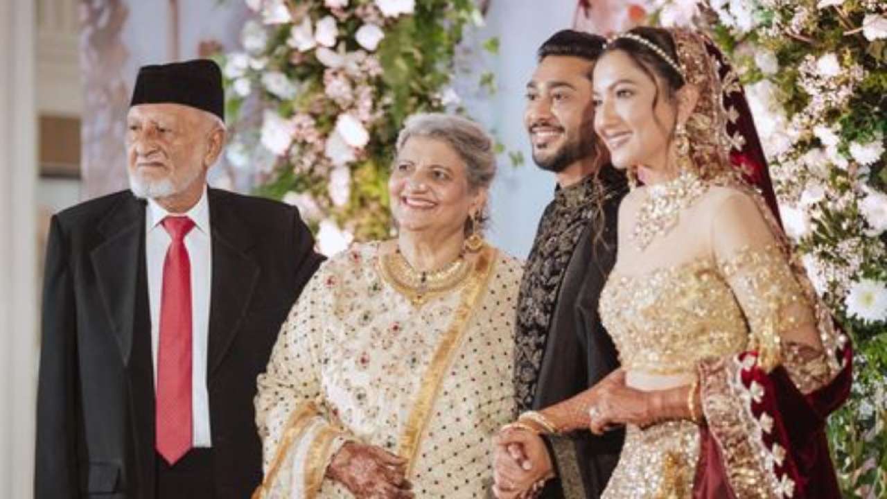 Gauahar Khan shares unseen photo from her wedding with Zaid Darbar feat her parents