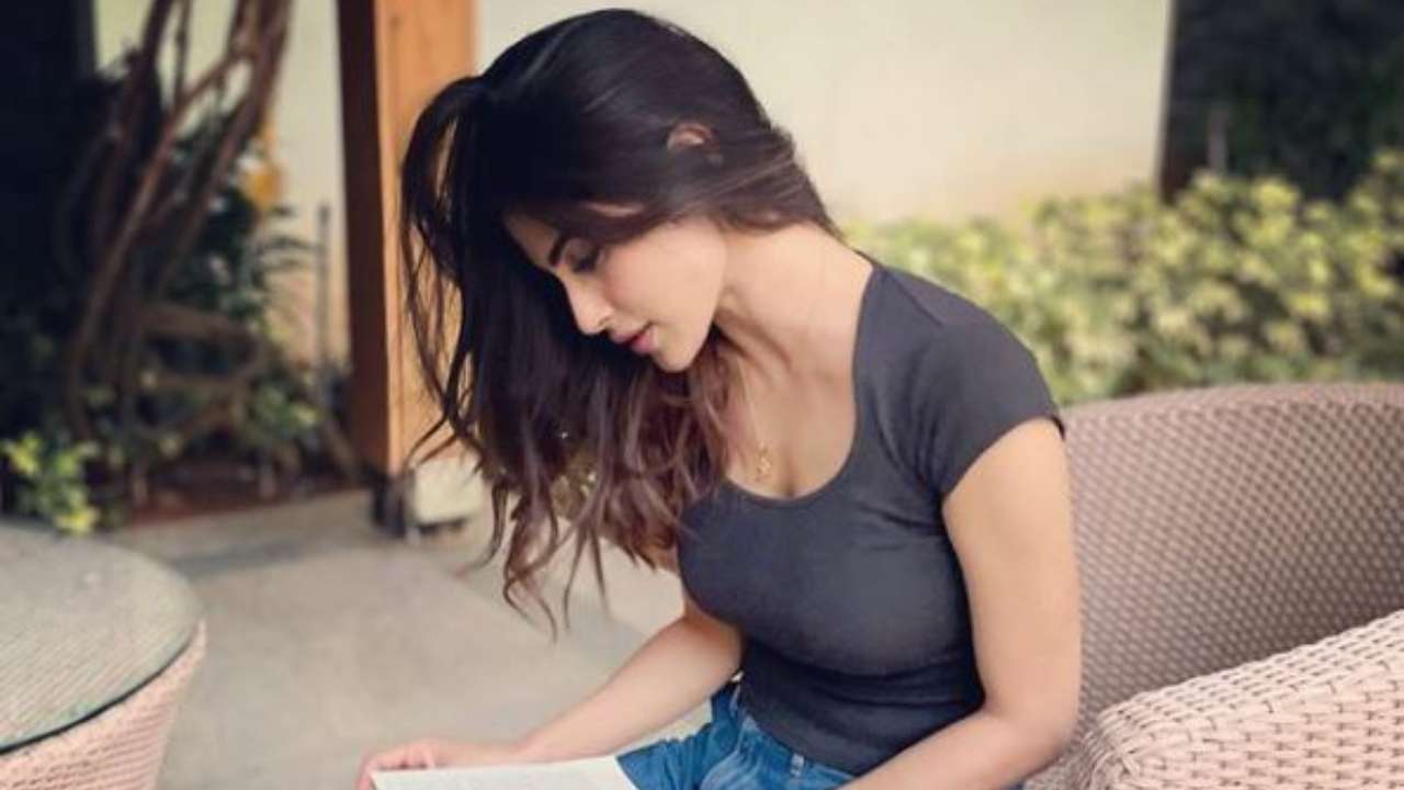 Mouni Roy is not experiencing FOMO on World Book Day