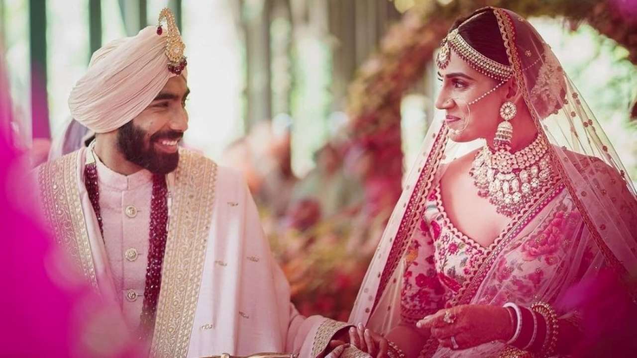 Unseen Pics From Jasprit Bumrah Sanjana Ganesan Goa Wedding Sanjana has seen much time hosting national cricket match shows on a national sports tv channel named star sports. jasprit bumrah sanjana ganesan goa wedding