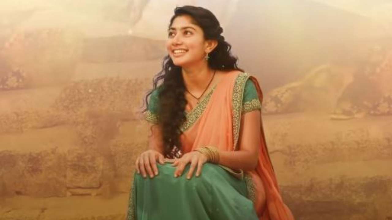 Singer Mangli Sex Videos - Sai Pallavi's song 'Saranga Dariya' from 'Love Story' garners 50 million  views on YouTube, sets new record
