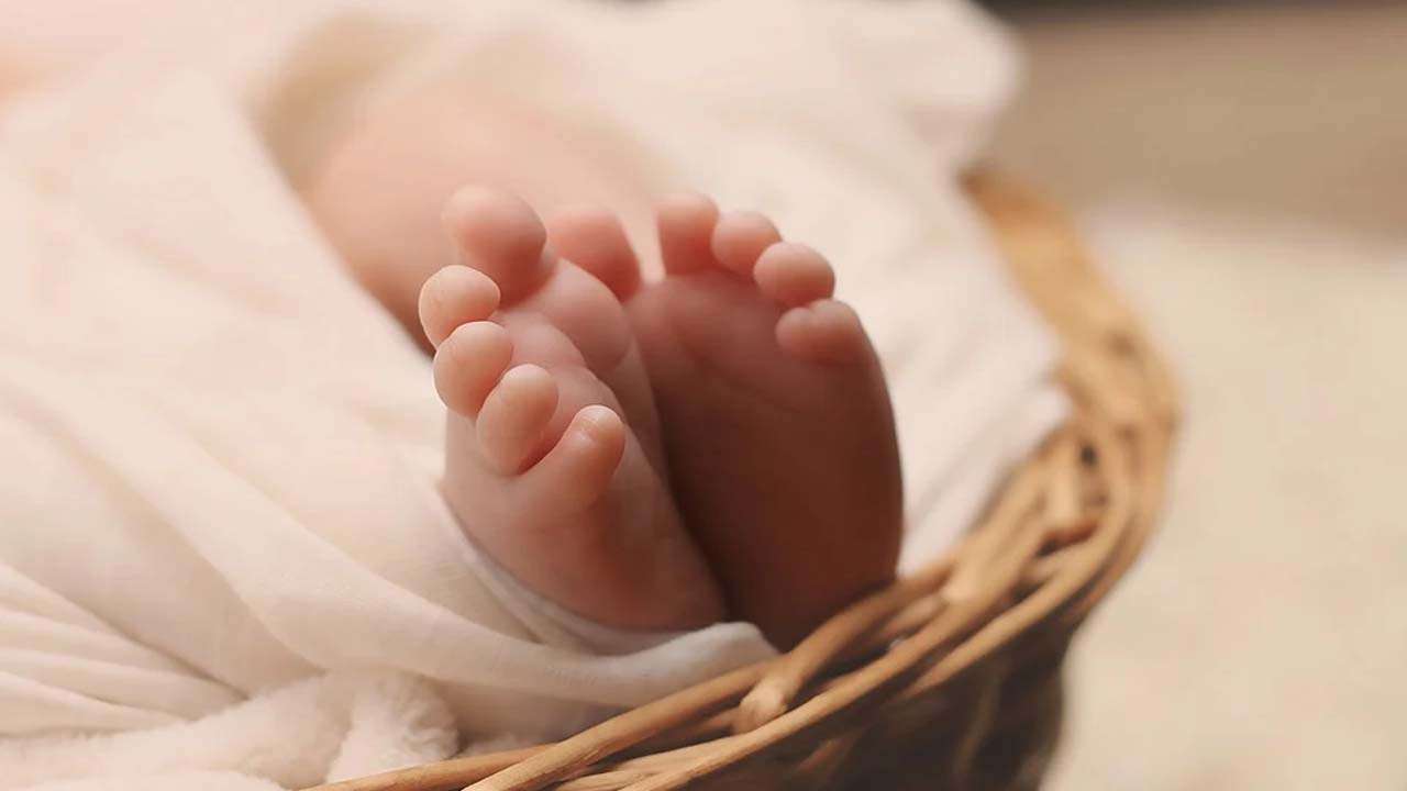Baby in US born with COVID-19 antibodies Baby in US born with COVID-19 antibodies