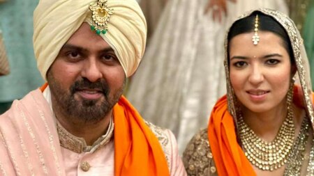 Meet the newly married couple Harman Baweja and Sasha Ramchandani
