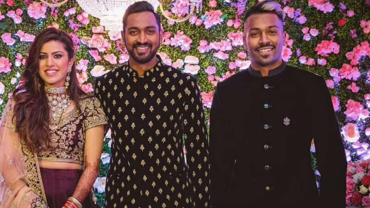 How did Krunal Pandya meet Pankhuri Sharma?