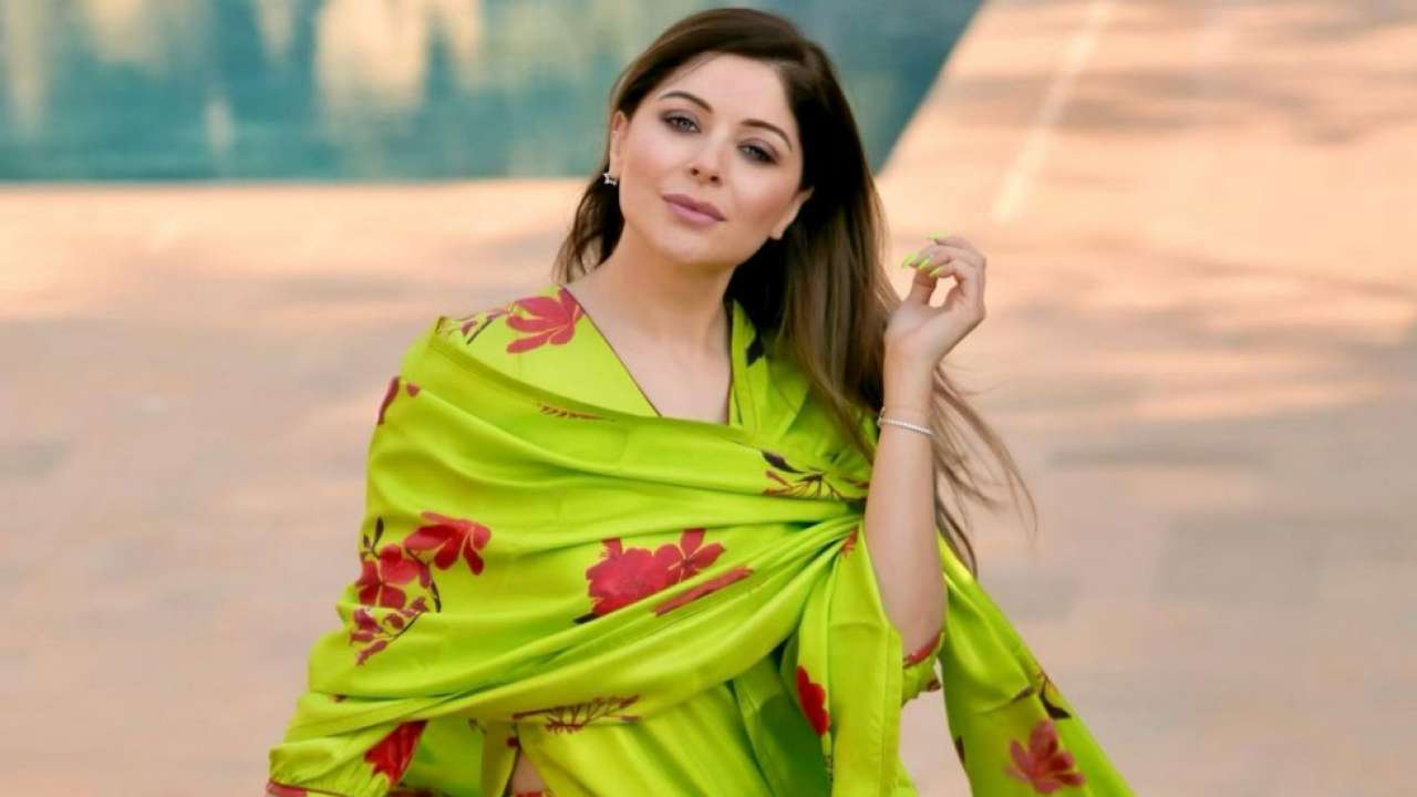 Kanika Kapoor Xnxx Video - It was shocking': Kanika Kapoor finally breaks silence on being among first  Indian celebs who tested COVID-19 positive