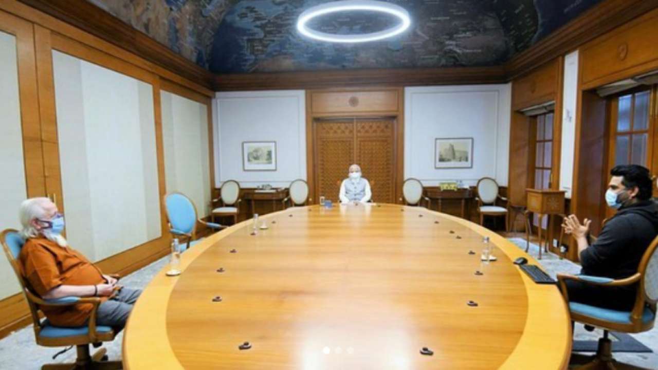 R Madhavan meets Narendra Modi, ISRO scientist Nambi Narayanan, PM says 'scientists made great sacrifices for country'