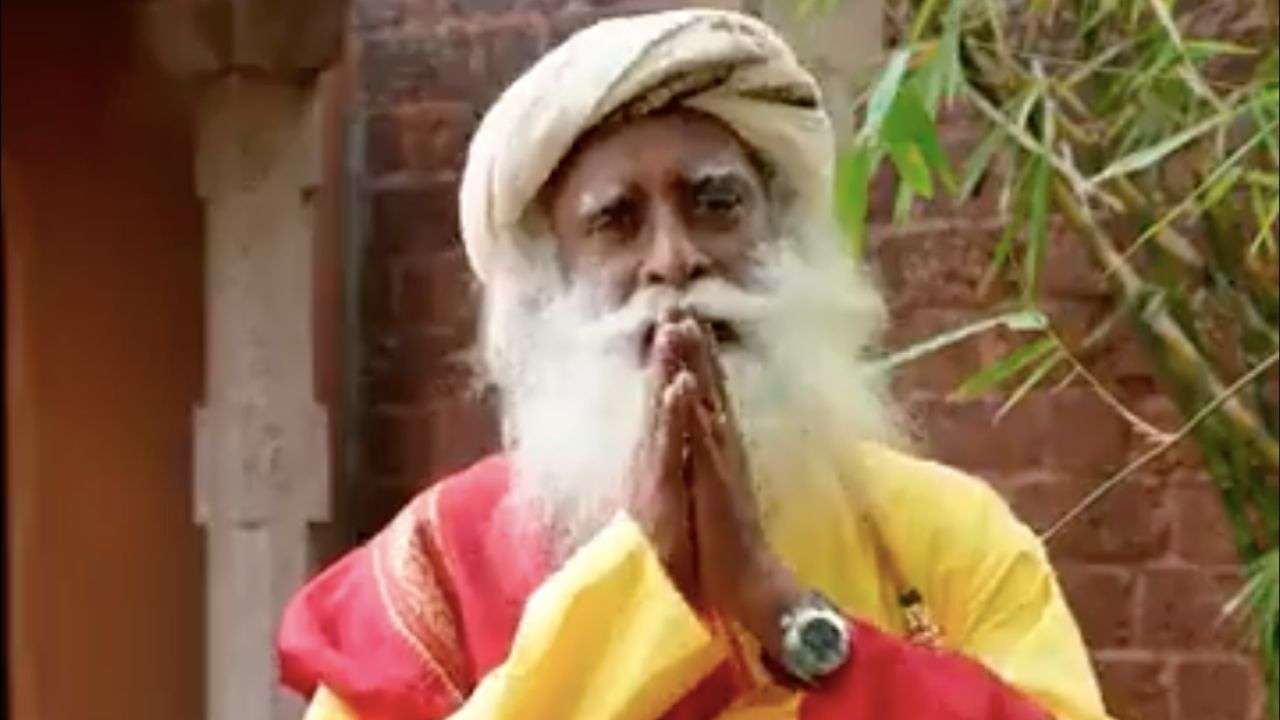 Sadhguru welcomes Uttarakhand Govt's move to free temples from state control 