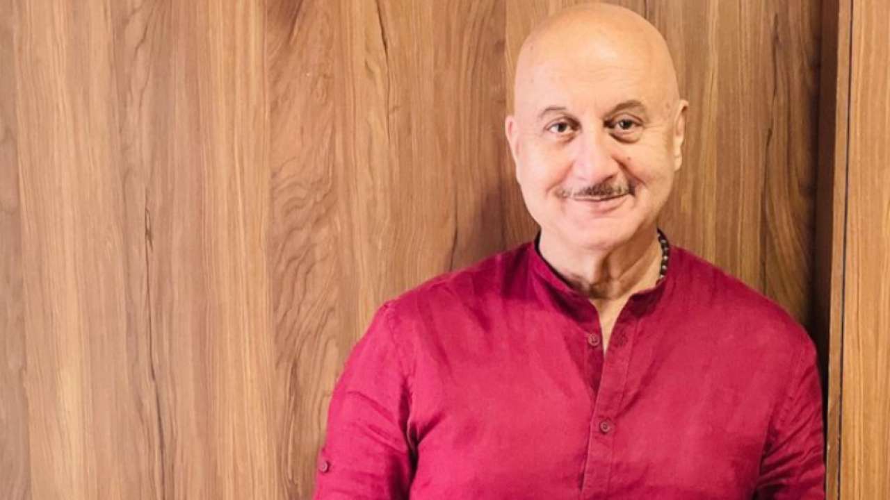 Amid COVID-19 surge, Anupam Kher posts a message of hope, urges fans to see 'light despite all of the darkness'