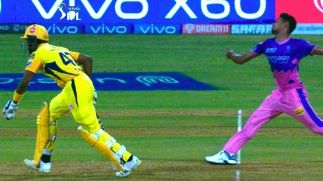 Dwayne Bravo, Mustafizur Rahman, Mankading