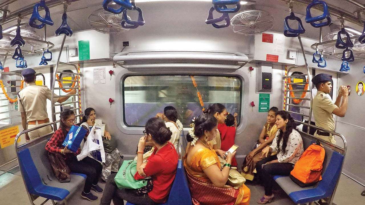 Public transport usage limited to government personnel