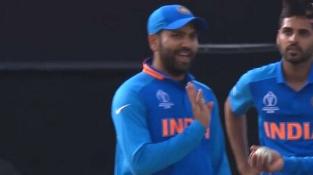 Rohit Sharma unhappy with umpire decision
