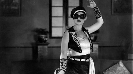 Most prolific Bollywood stuntwoman - Fearless Nadia