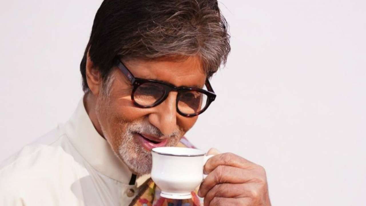 Amitabh Bachchan provided chappals and shoes to migrants walking back home