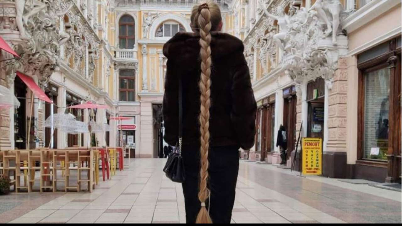 Secret of Alena's long hair