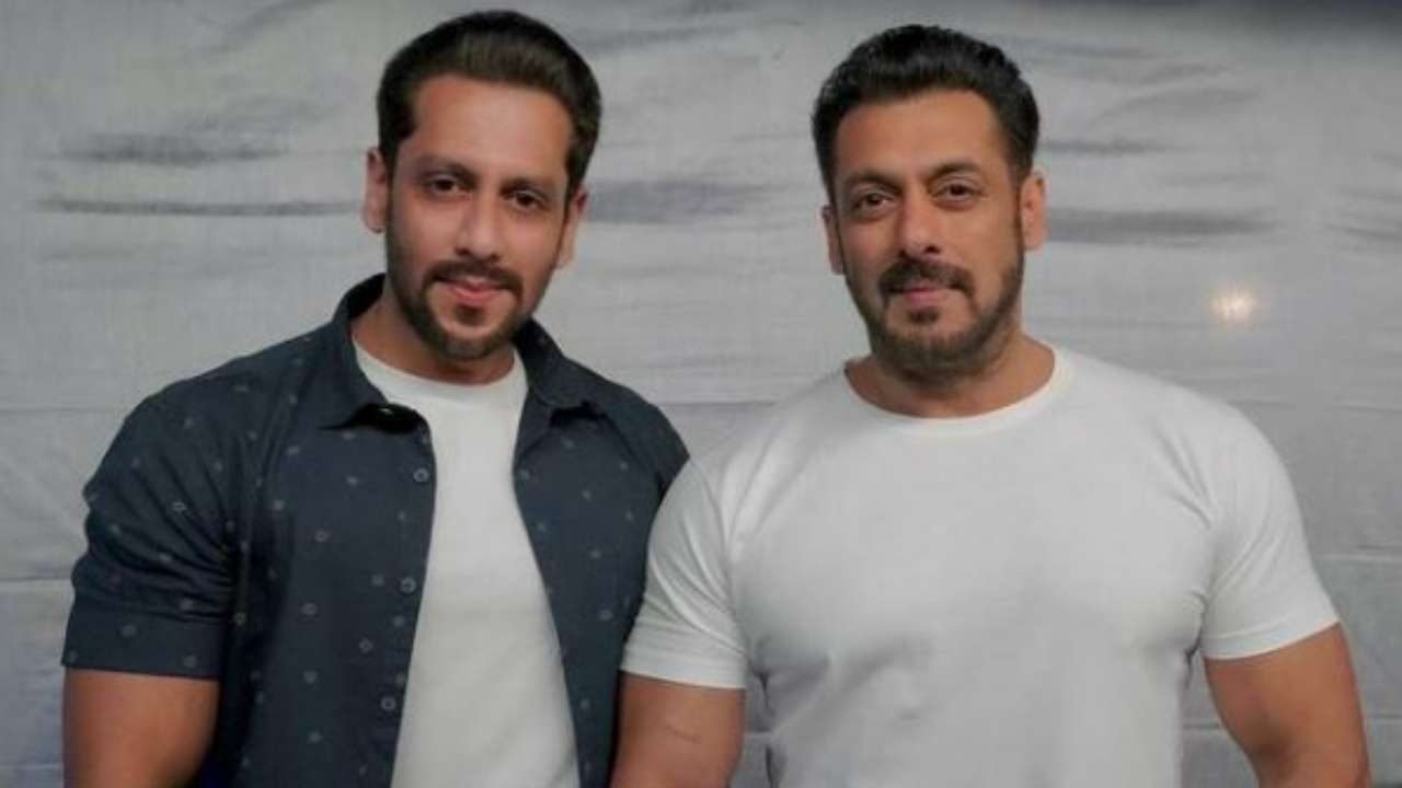 Salman Khan with stunt double Parvez Kazi